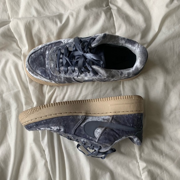 Nike Air Force 1 Low Dark Sky Blue Thunder - Picture 3 of 3